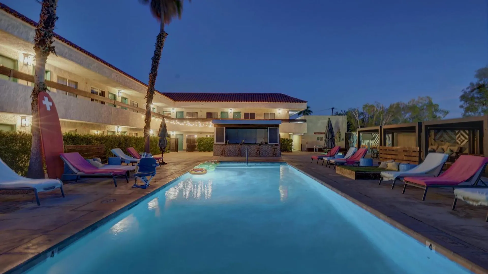 Hotel The Infusion Beach Club Palm Springs