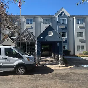 *** Hotel Microtel By Wyndham Airport USA